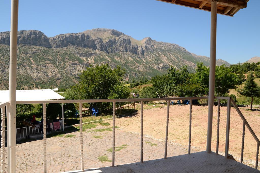 Karadut Pension Nemrut Exteriör bild